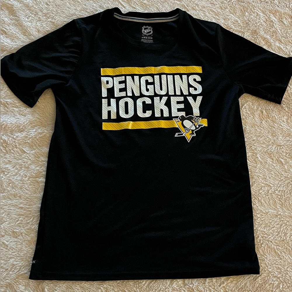 Pittsburgh Penguins shirt